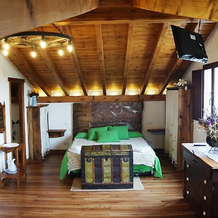 Casa Rural Bioenergetica La Serrezuela Olmos de Atapuerca Kültér fotó