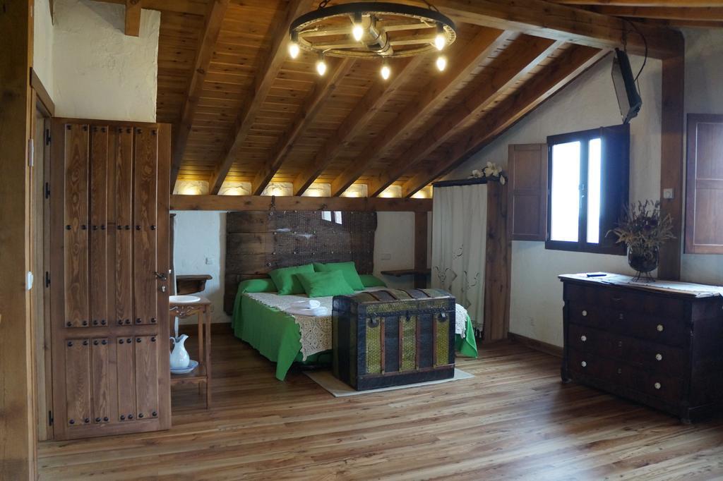 Casa Rural Bioenergetica La Serrezuela Olmos de Atapuerca Kültér fotó